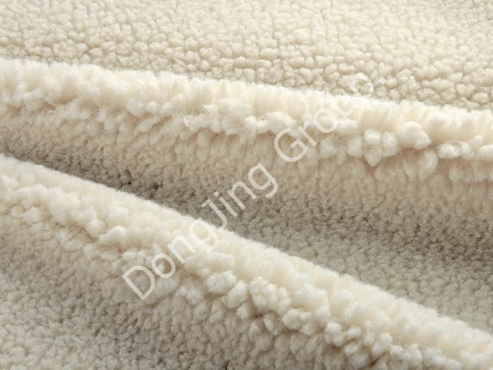 DS0003-Vit återvunnen rulle faux fur fabric