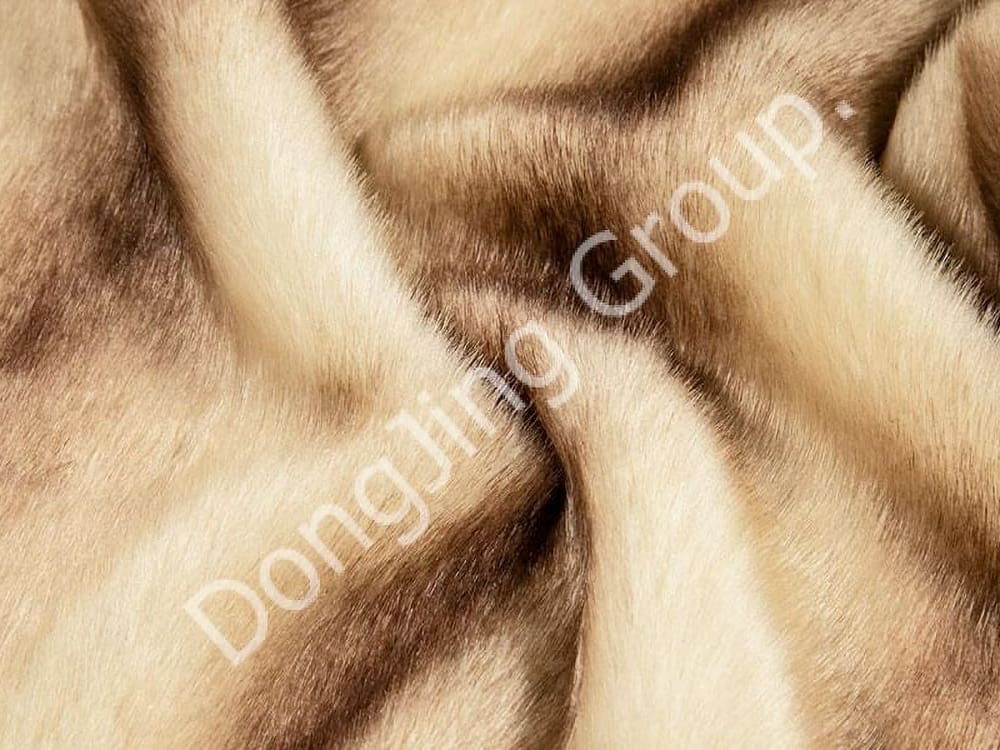 8HP0522-Beige tryckt mink faux fur fabric