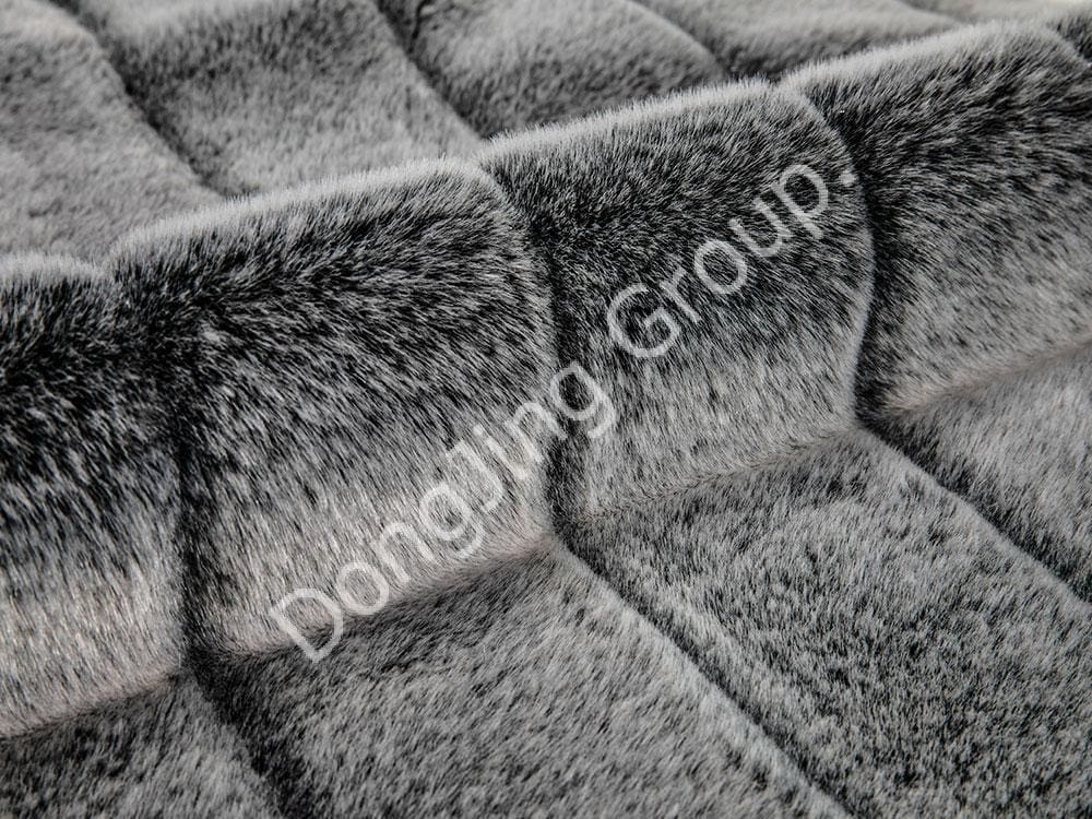 8KW0194-Svart plockad kaninpäls faux fur fabric