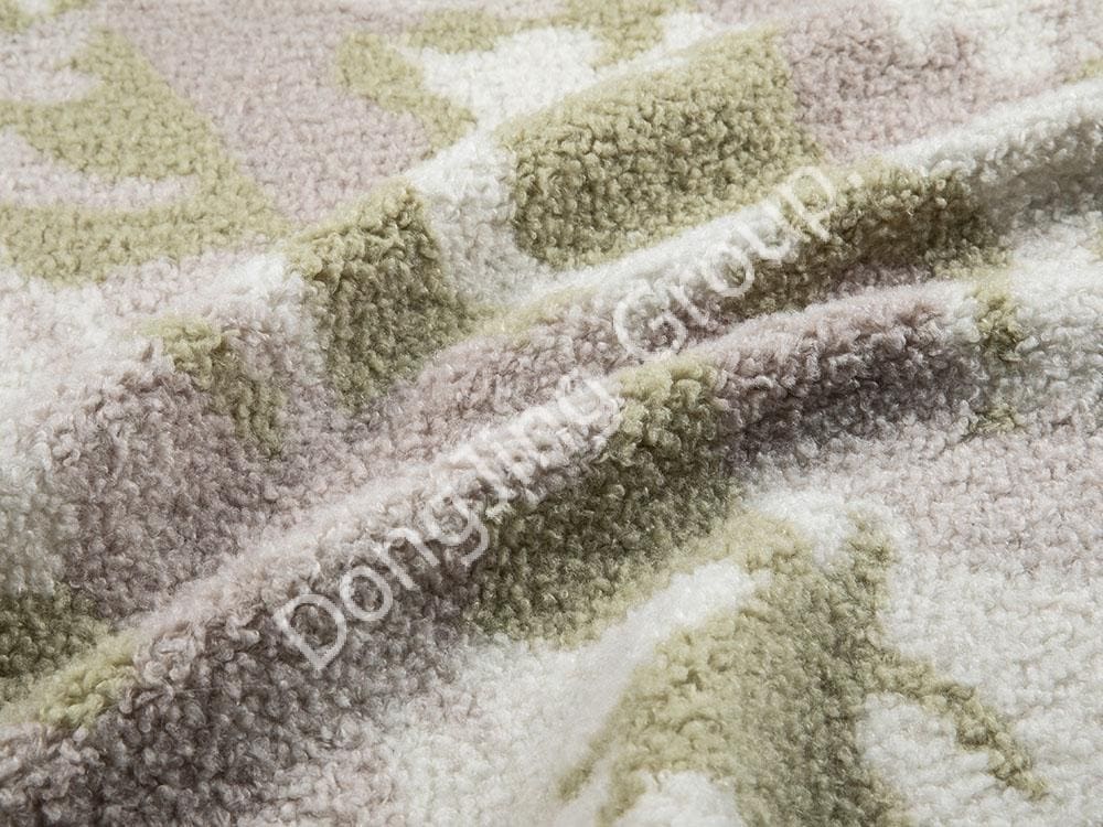 9KW0368-Trefärgad kamouflagegrön havregrynsimitation ull faux fur fabric