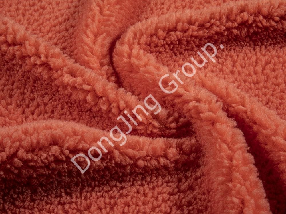 9P2077-Gurkmeja mandarin vacker ullliknande faux fur fabric