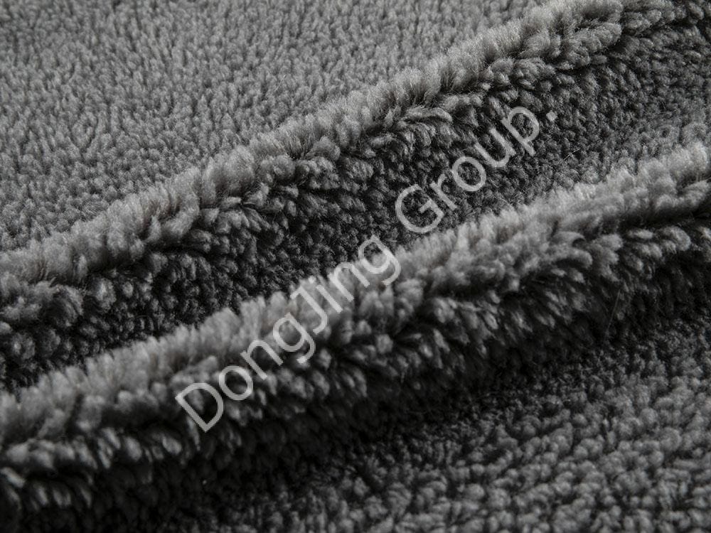 9P2647-Bentley Grey Ai Vacker konstull faux fur fabric