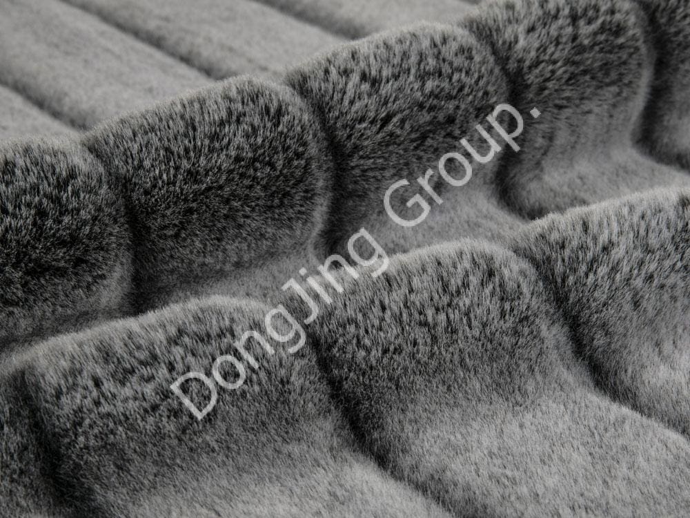 9T1179-Svart kaninhår präglat kaninhår faux fur fabric