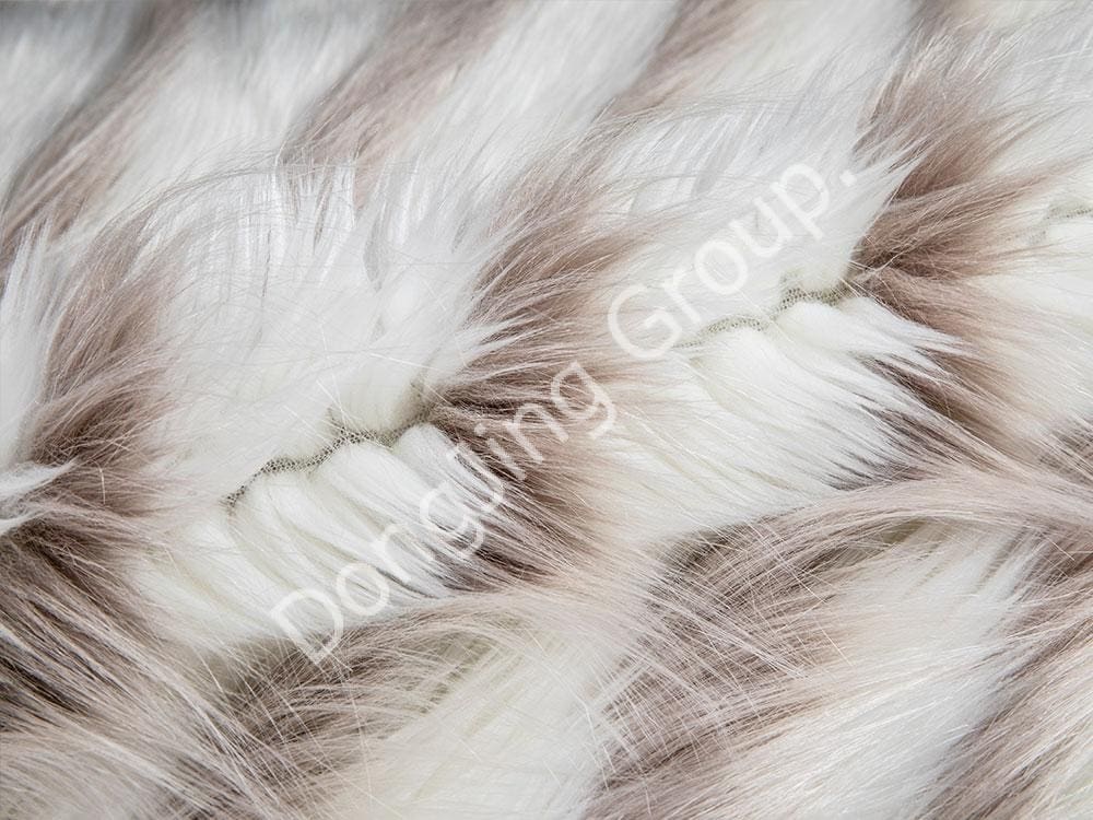 9W1151-Tricolor jacquard ihåligt varghår faux fur fabric